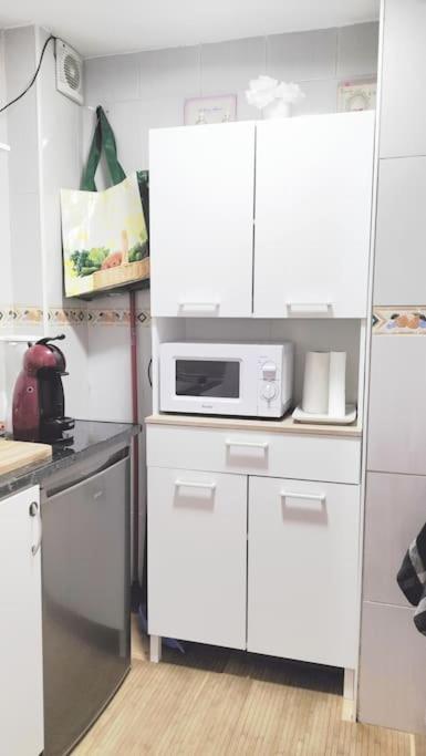 Bonito Apartamento De Dos Dormitorios En El Centro Y Calle San Miguel 托雷莫利诺斯 外观 照片