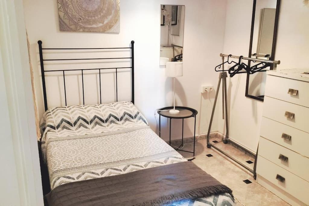 Bonito Apartamento De Dos Dormitorios En El Centro Y Calle San Miguel 托雷莫利诺斯 外观 照片