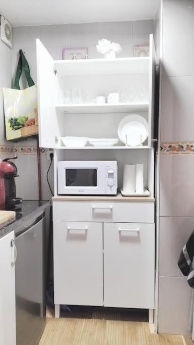 Bonito Apartamento De Dos Dormitorios En El Centro Y Calle San Miguel 托雷莫利诺斯 外观 照片
